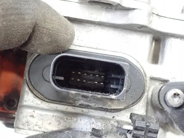 Módulo conversor de carga OEM 9845349 para BMW i3 image 10