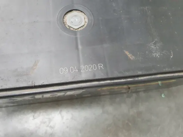 OEM AUST122396 Gelbatteri 210Ah - Begagnad image 4