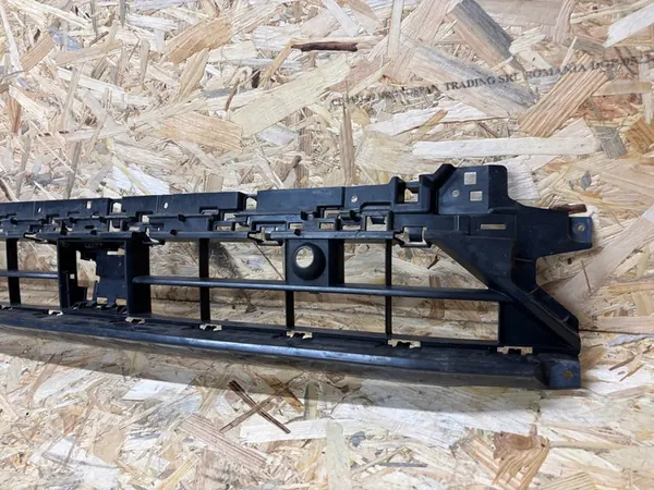 Griglia paraurti anteriore AUDI Q3 II S LINE image 2