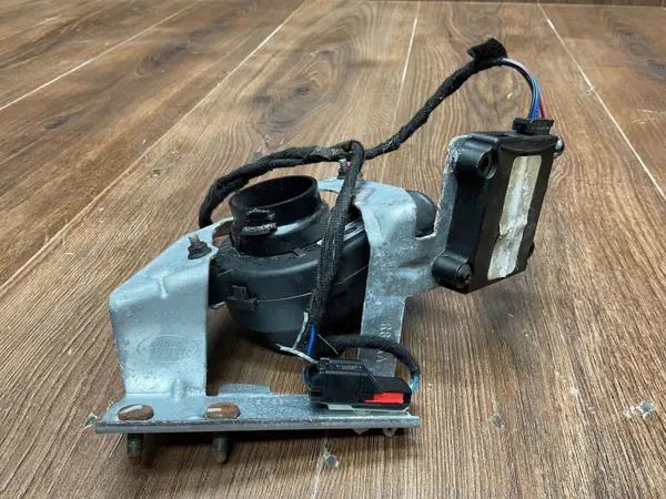 Ventilador com sensor OEM EK5210E920AA para Range Rover L405 image 4