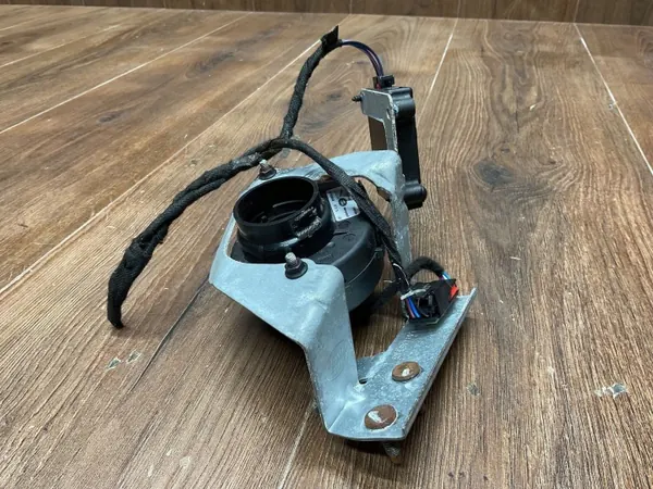 Ventilador com sensor OEM EK5210E920AA para Range Rover L405 image 6