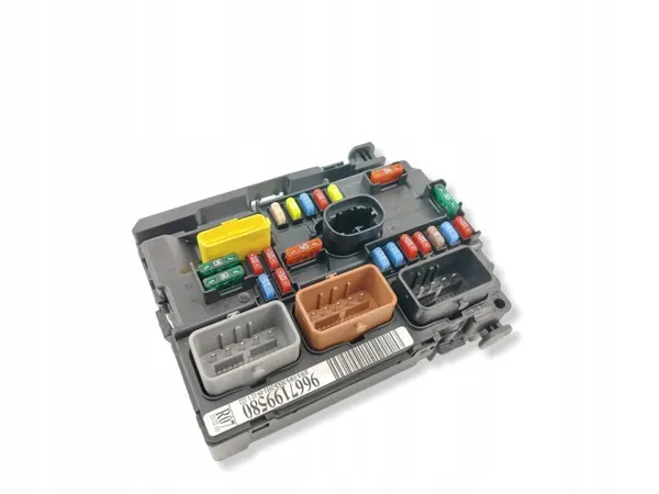 Módulo Caixa de Fusíveis OEM 9667199580 Peugeot Citroen image 2