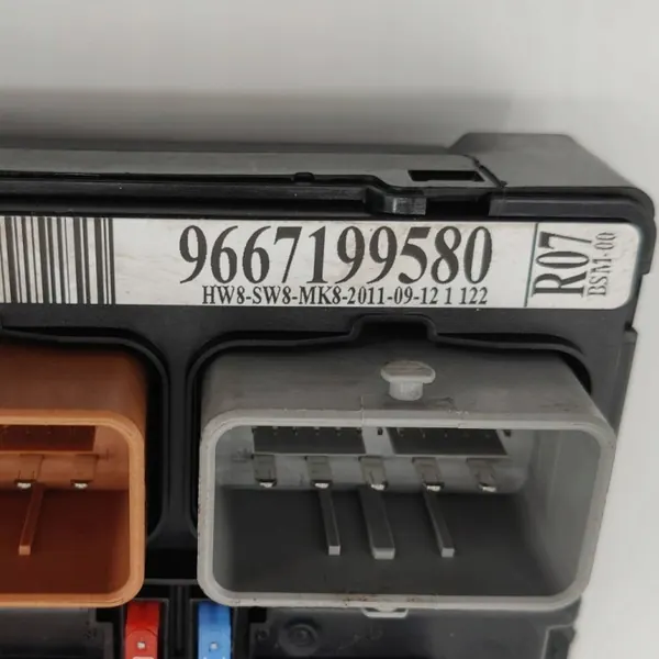 Módulo Caixa de Fusíveis OEM 9667199580 Peugeot Citroen image 4