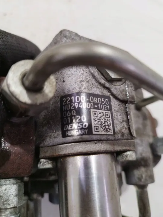 Toyota OE 22100-0R050 Kraftstoffpumpe image 6
