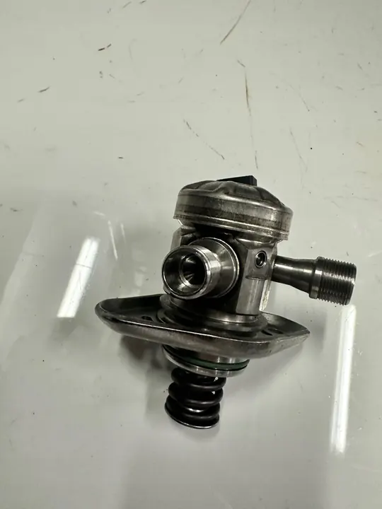 Bomba de combustível Nissan X-trail T32 Qashqai J11 1.3 DiG A2820700001 image 3