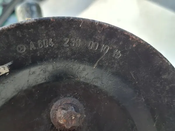 Servostyrningspump Mercedes Vito W638 2.2 CDI A0024667001 image 4