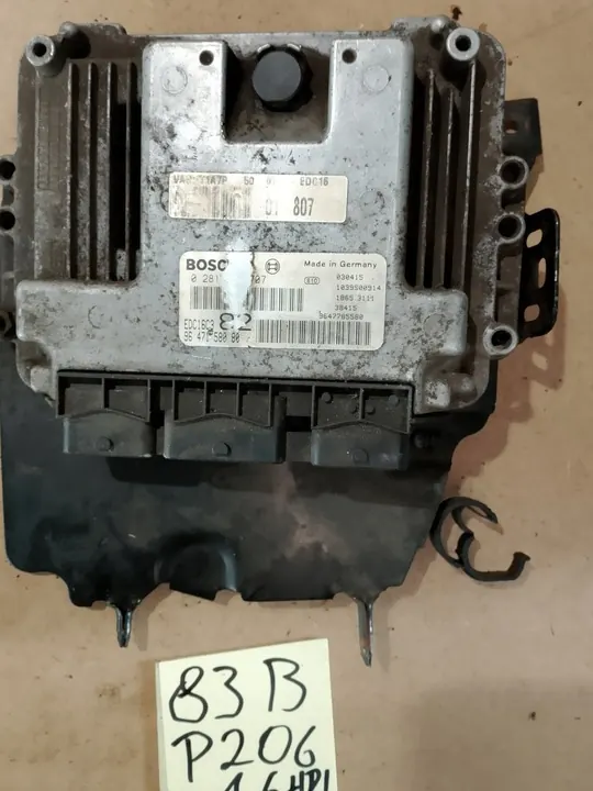 PEUGEOT 206 Contrôleur Moteur image 2