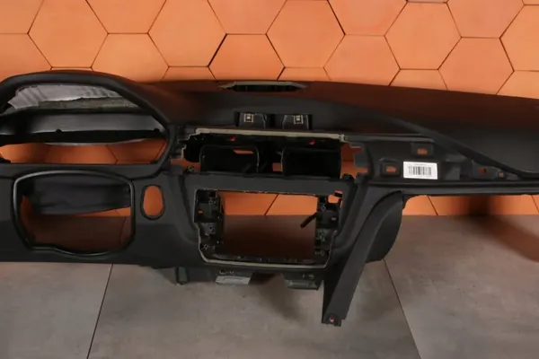 BMW Instrumentpanel OEM 9247992 Svart för F30 F31 image 7