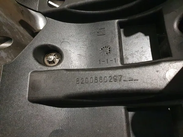 Cárter de óleo Renault Megane III 1.5 DCI image 9