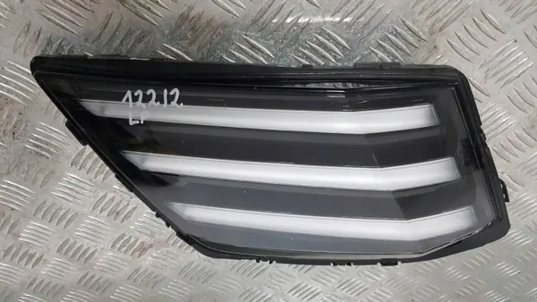 OEM 9851054180 Luz DRL LED Izquierda Delantera Peugeot 208 II image 3