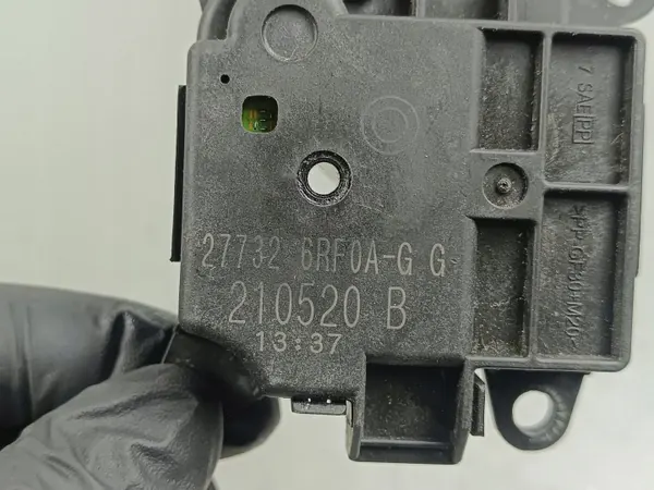 Mitsubishi Outlander IV ventilationsklaff OEM 277326RF0A image 4