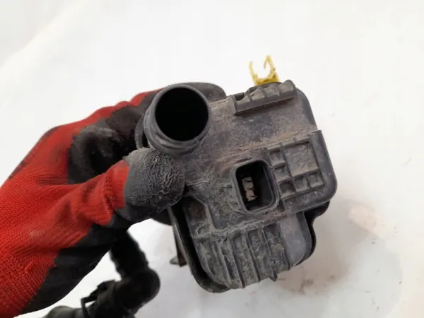Subaru Forester V Hiilifiltteri OEM 42035FL020 image 5