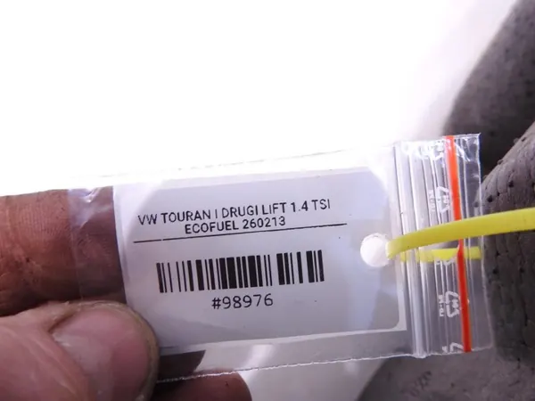 OEM 1T0807248K Etujousi VW Touranille image 4