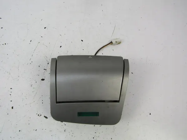 Lancia Lybra Aschenbecher OEM AK-6-83406 - Gebraucht image 2