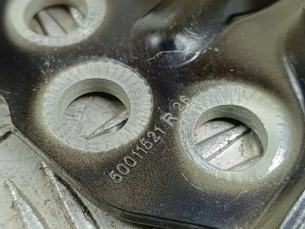 Vordertürscharniere MG ZS 2023 image 4