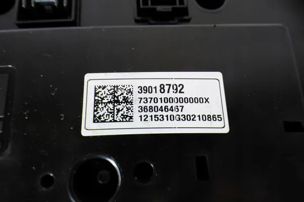 Navigointiradion näyttö Opel Astra K V 39018792 image 6