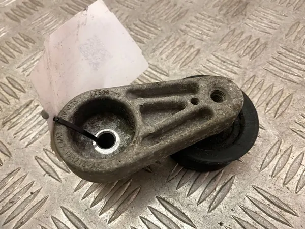 Tendeur de courroie Jaguar XE OEM CW9319A216AA image 3