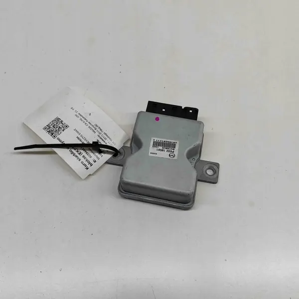 Contrôleur Pompe à Carburant OEM W4T80572 Mazda 3 image 4