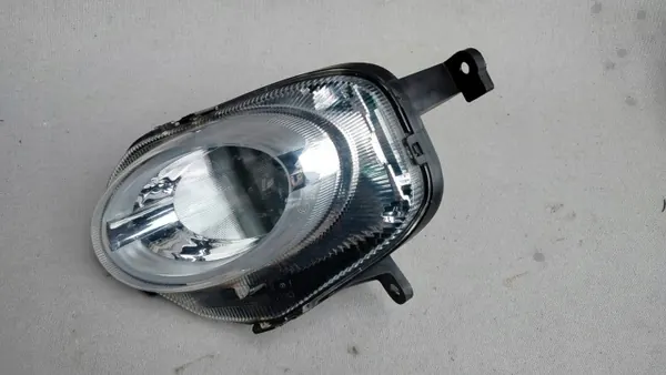 Fiat 500X Front-Nebelscheinwerfer links OEM 81549002 image 4