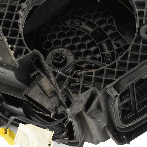 Rechter Voorlicht Mercedes GLC W253 X253 FL A2539067203 image 7