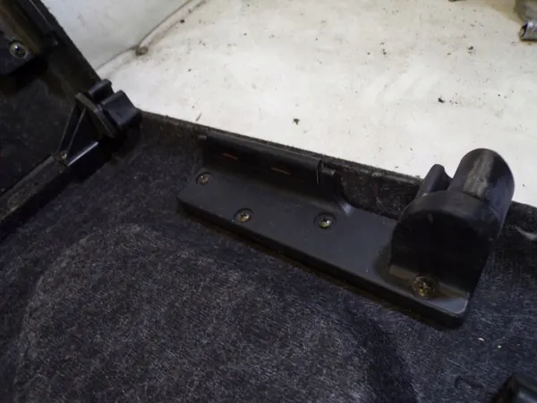 Estante Trasera Maletero Fiat Doblo 1 OEM - Usado image 9