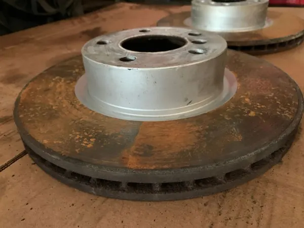 Framhjulsbromsskiva OEM 6879122 för BMW X3 F25 image 3