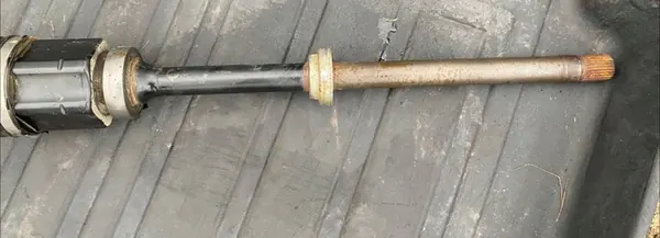 Front Right Shaft Range Rover Evoque L551 OE LR135950 image 3