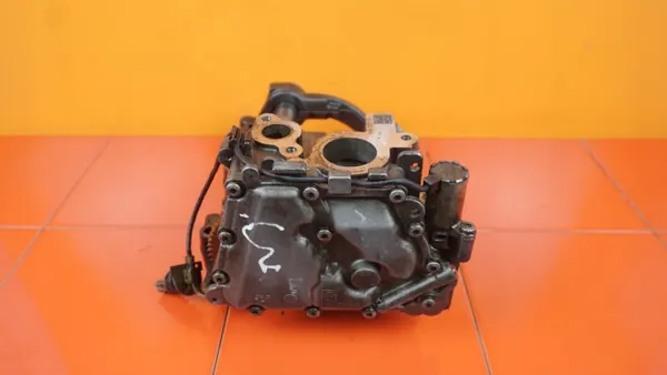 Nissan Öljypumppu OEM 150003022R Navara D23 2.3 DCI:lle image 4