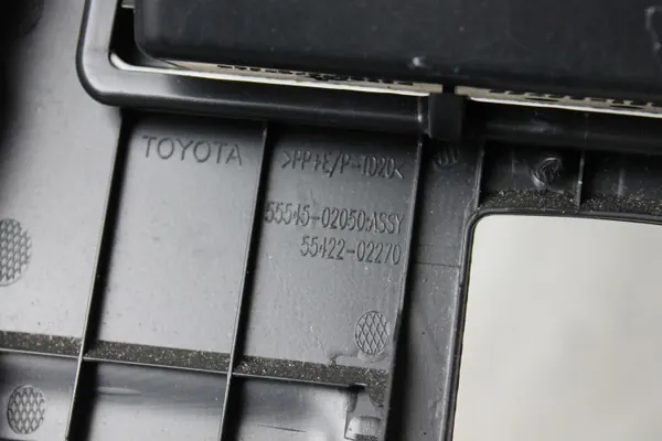 Onder stuurwiel bakje Toyota Auris II OEM 55545-02050 image 5