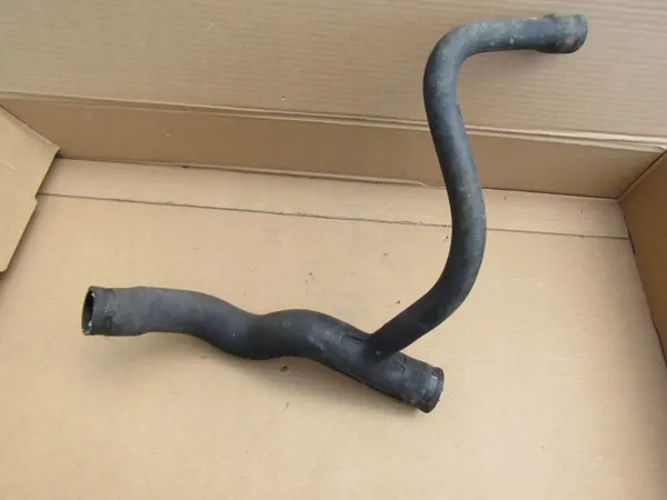 OEM 1245011282 onderste koelslang voor Mercedes W124 image 4