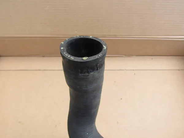 OEM 1245011282 onderste koelslang voor Mercedes W124 image 9
