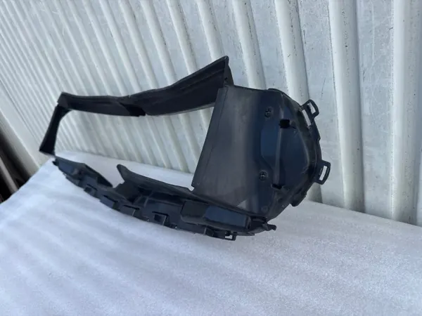 Codo de admisión OEM A2065051100 para Mercedes Clase C image 6