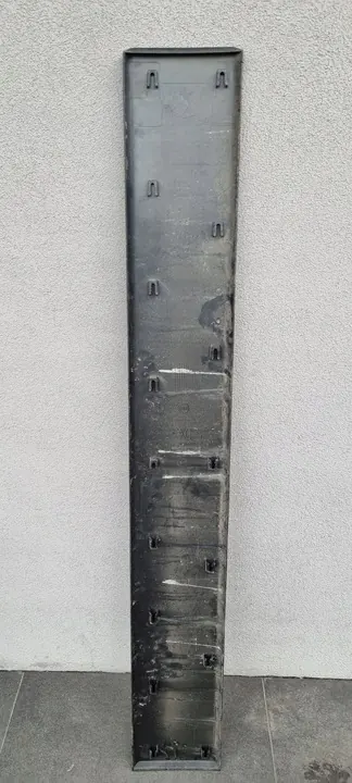 Right Side Sliding Door Trim 14-23r 1307248070 image 2