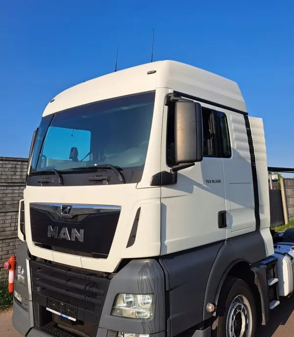 MAN TGX Euro 6 makuuhytti - Käytetty OEM-laatu image 5