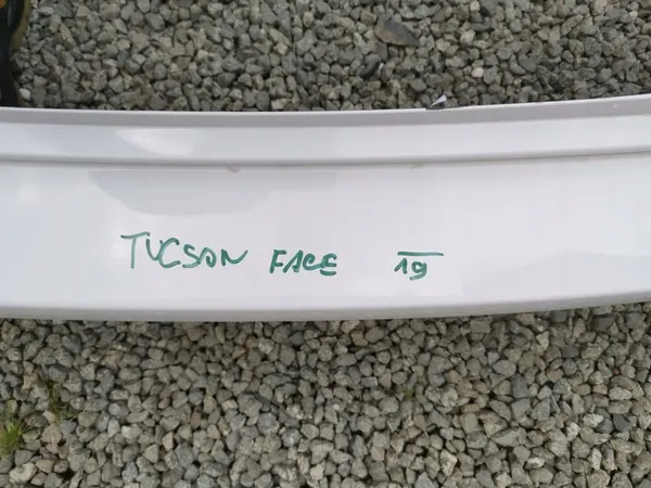 Parachoques trasero Hyundai Tucson III image 10