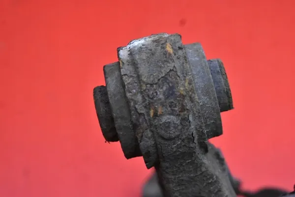 Mozzo di sterzo posteriore sinistro Hyundai i30 II 1.6 CRDI image 3