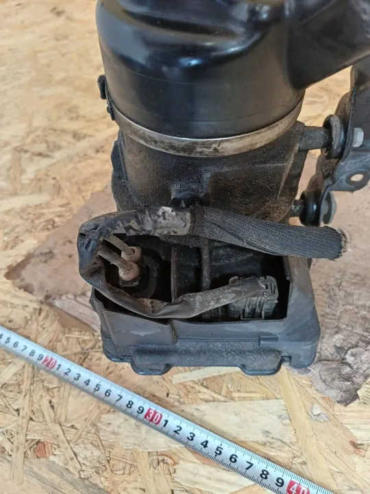 Pompe de direction Citroen C4 Picasso 2.0 HDI image 4