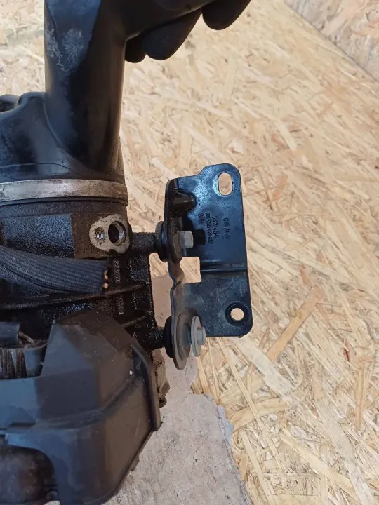 Pompe de direction Citroen C4 Picasso 2.0 HDI image 5