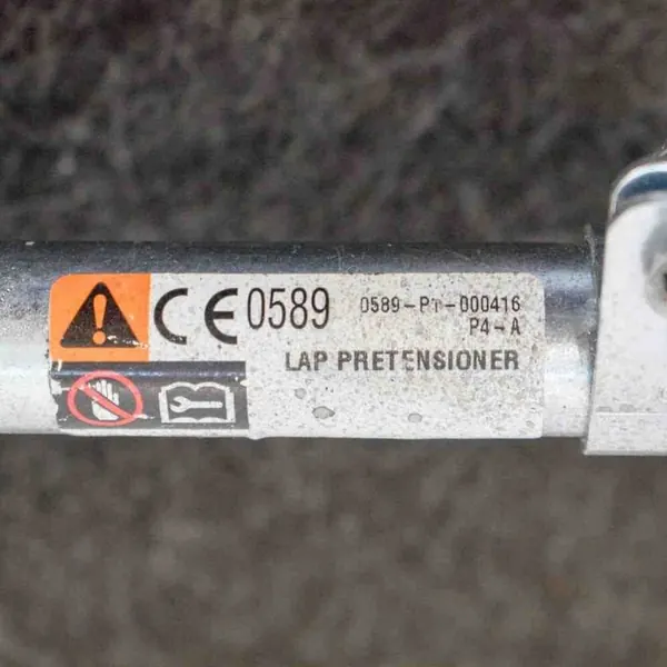 Seat Belt Buckle Tesla MODEL S 2015 0589P1000416 image 2