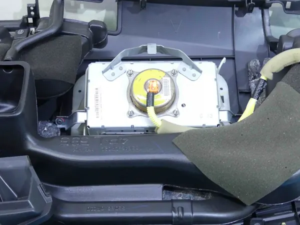 OEM IMPRK1217491 Airbag Salpicadero Toyota Verso image 9