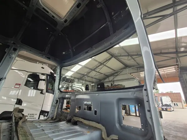 Ford F-MAX 500 cabineschaal OEM KABINA GOŁA SZKIELET image 5