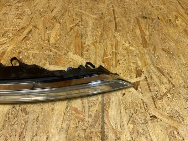 Sinal LED DRL Esquerdo Porsche Cayenne II 7P5941181J image 3
