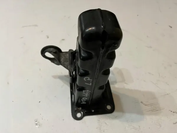 Tirante Zona Choque Esquerda Mercedes Vito 447 OEM A4476200201 image 5