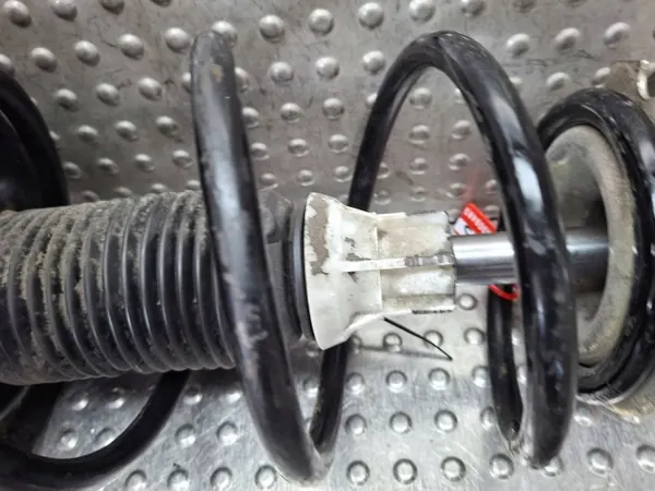 Amortecedor Dianteiro Esquerdo OEM S26309483 Fiat 500 image 3