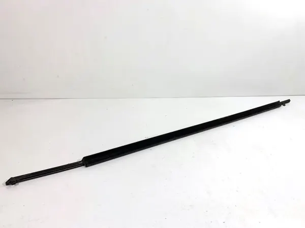 Barra rascadora delantera derecha OEM para Lexus CT image 3