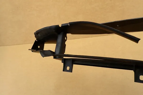 BMW 7 G11 G12 15- Etupuskuri Iskunvaimennin Alhaalla 51118061181 OE image 9