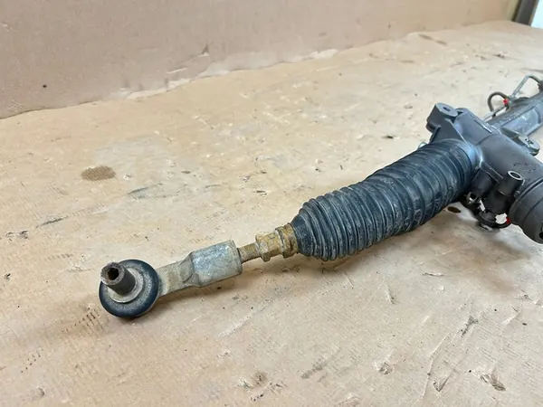 1999 Volkswagen PASSAT B5 Caixa de direção 8D1422052BX image 2