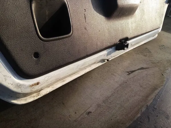 Puerta Trasera OEM 7751473239 para Renault Clio II image 6