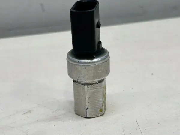 Capteur pression climatisation Porsche Cayenne OEM 1K0959128E image 3