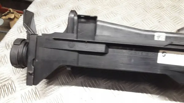BMW 3 E46 Kühlmittelbehälter Halterung OE 1436251 image 10